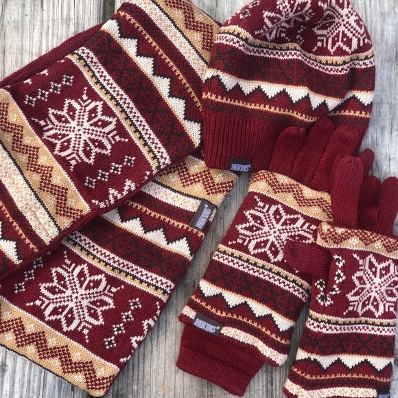 Muk Luks Accessories - MUK LUKS Infinity Scarf 3 in 1 gloves and Beanie
